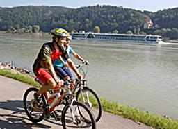Donauradweg wieder befahrbar